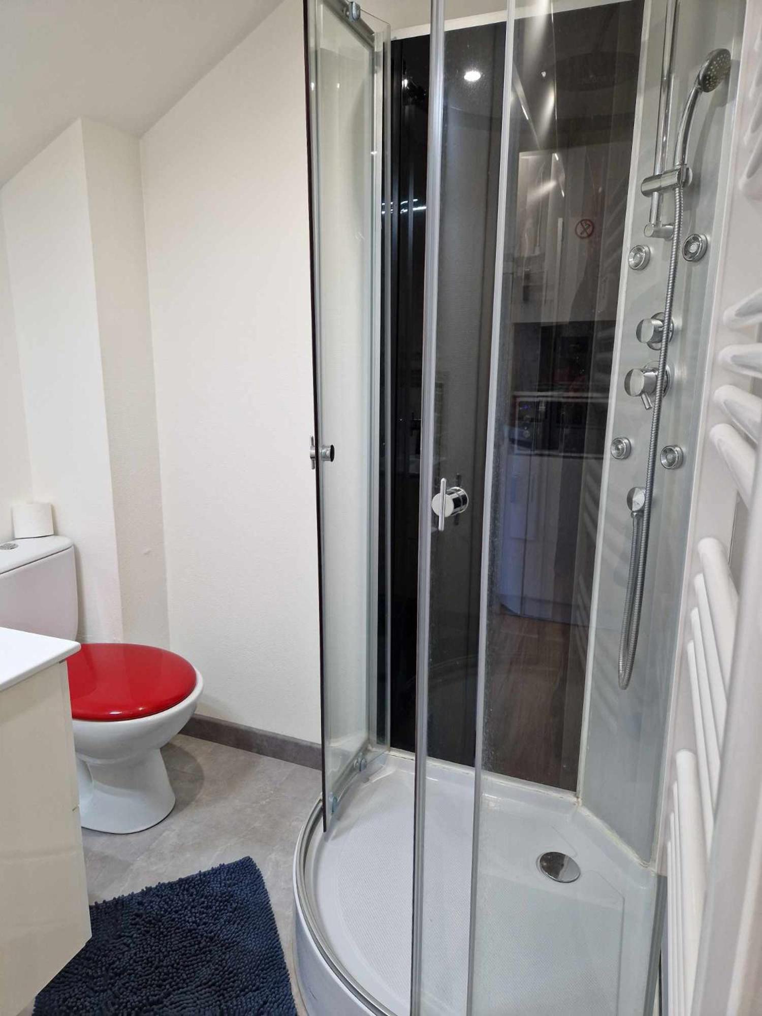09 - Joli Studio Avec 2 Lits, Logement Tout Equipe Pour 1, 2 Ou 3 Personnes Maximum, Vue Sur Parc Arbore, Parking Privatif Gratuit, Grand Fourgon Possible, Tout Le Linge De Maison Est Fourni Razac-sur-lʼIsle Zewnętrze zdjęcie